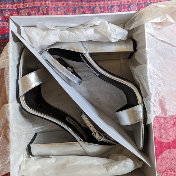 Steve Madden Carson Silver Leather Heel - Picture 4 of 8